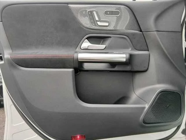MERCEDES BENZ B-CLASS 57