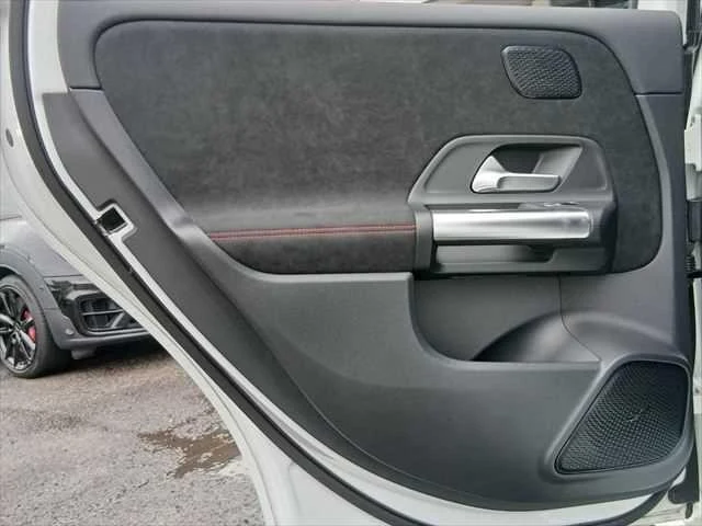 MERCEDES BENZ B-CLASS 59
