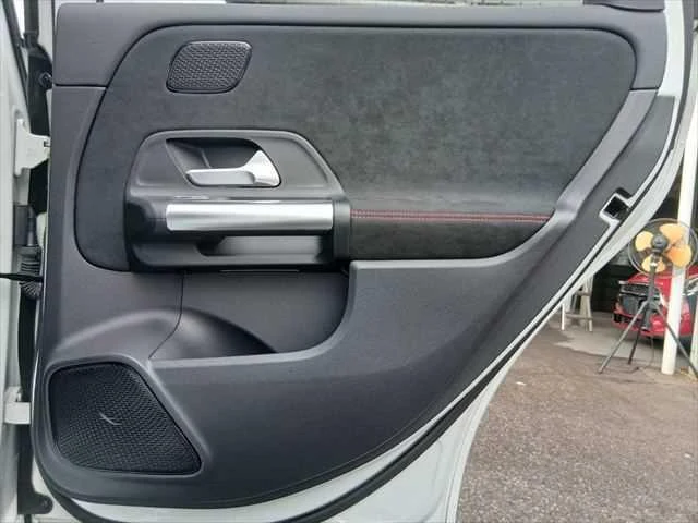 MERCEDES BENZ B-CLASS 54