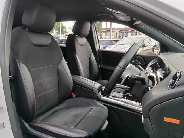 MERCEDES BENZ B-CLASS 6