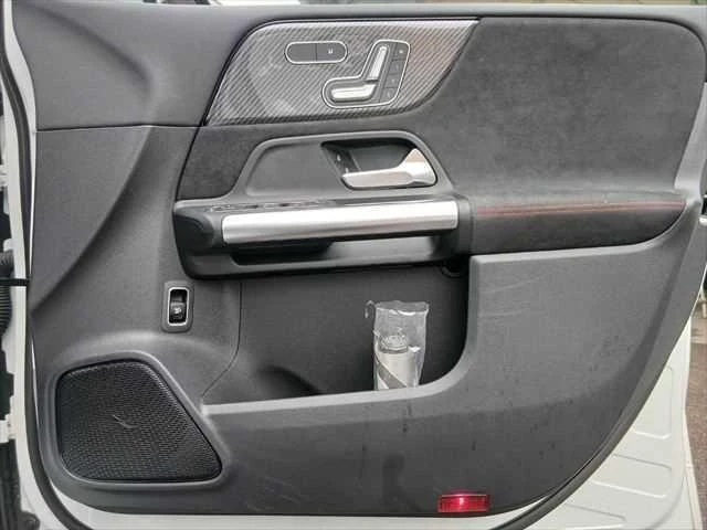 MERCEDES BENZ B-CLASS 51