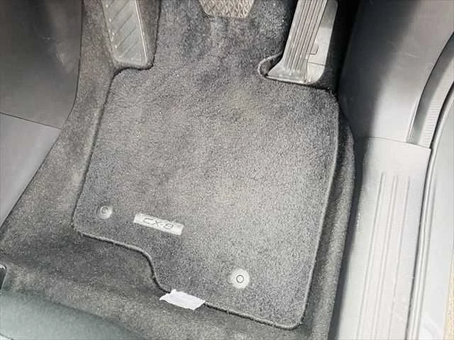 Mazda CX-8 44