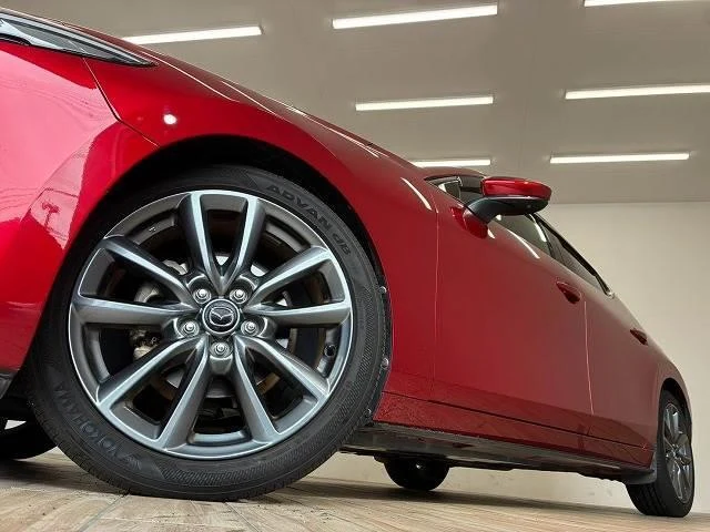 Mazda MAZDA3 17