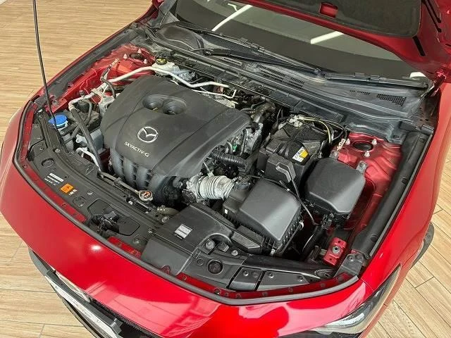 Mazda MAZDA3 12