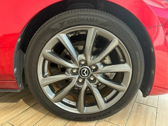 Mazda MAZDA3 23