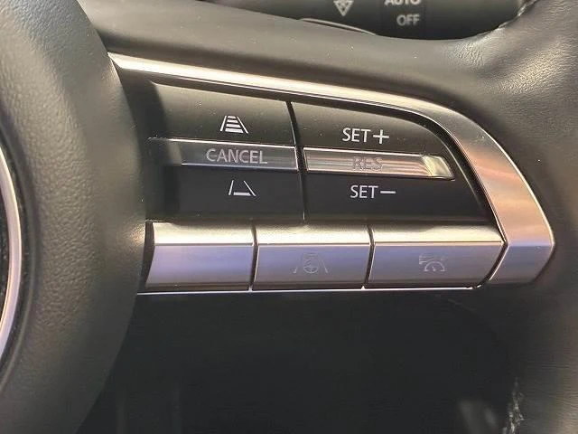 Mazda MAZDA3 5