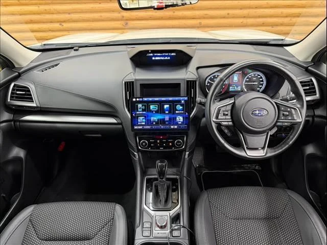 Subaru FORESTER 2