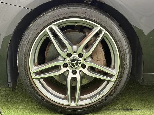 MERCEDES BENZ E-CLASS 24