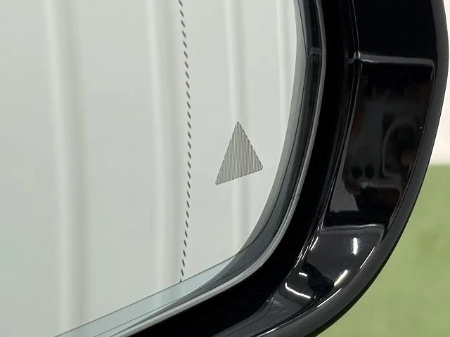 MERCEDES BENZ E-CLASS 69