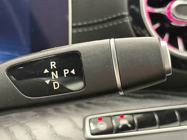MERCEDES BENZ E-CLASS 44