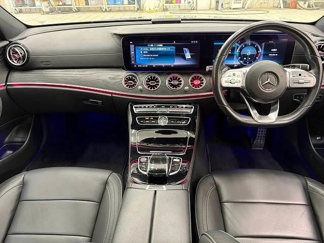 MERCEDES BENZ E-CLASS 2