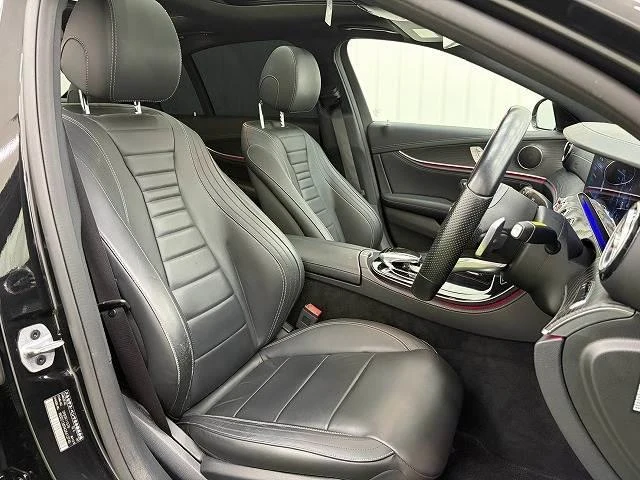 MERCEDES BENZ E-CLASS 11