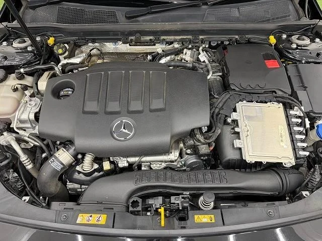 MERCEDES BENZ CLA-CLASS 14