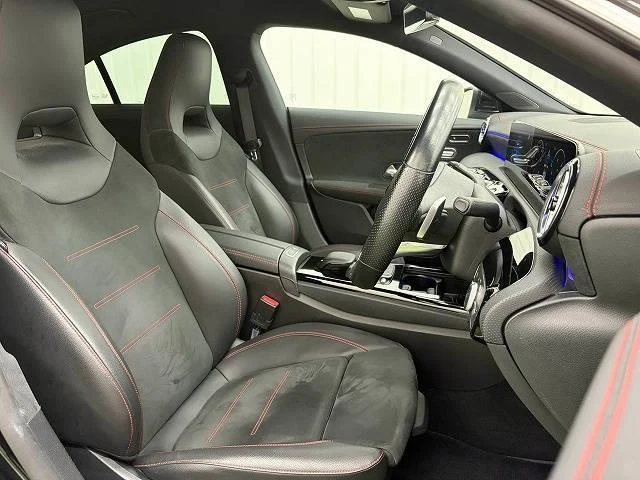 MERCEDES BENZ CLA-CLASS 11