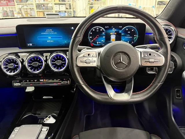 MERCEDES BENZ CLA-CLASS 30