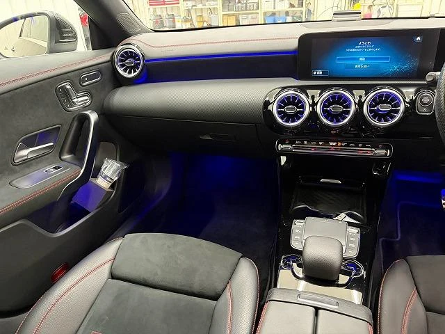 MERCEDES BENZ CLA-CLASS 29