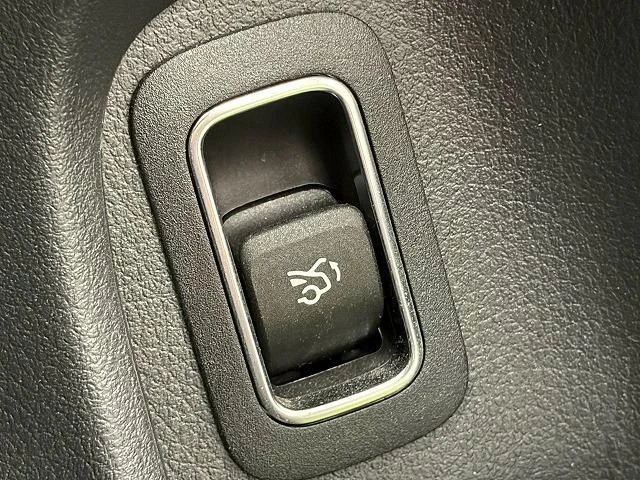 MERCEDES BENZ CLA-CLASS 72