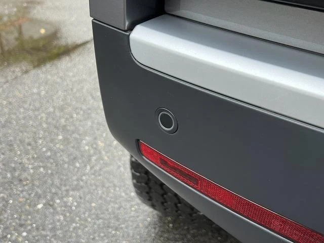 Land Rover DEFENDER 32