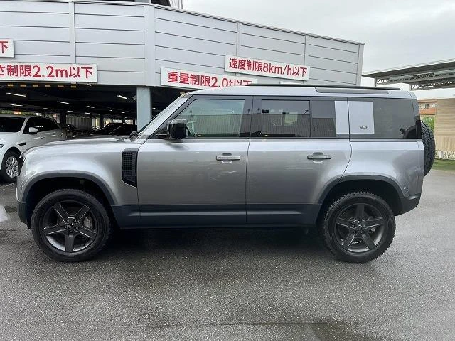 Land Rover DEFENDER 31