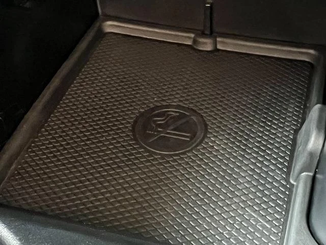 MERCEDES BENZ GLC-CLASS 44
