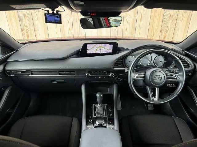 Mazda MAZDA3 2
