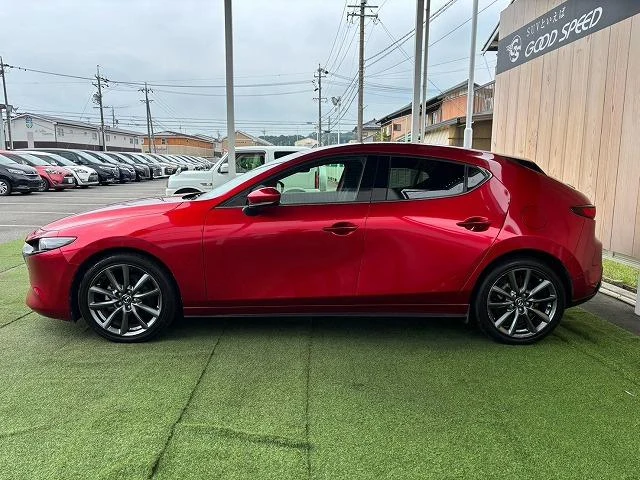 Mazda MAZDA3 25