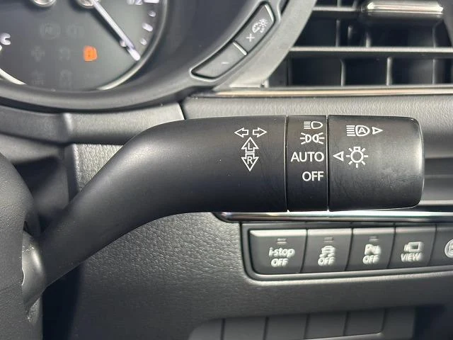 Mazda MAZDA3 61
