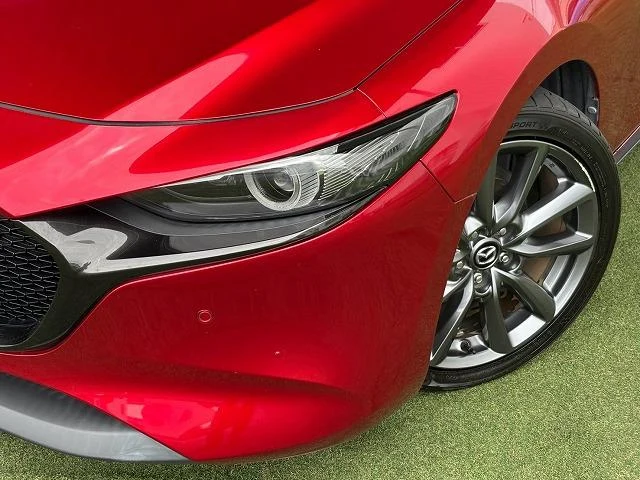 Mazda MAZDA3 38
