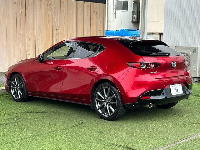 Mazda MAZDA3 24
