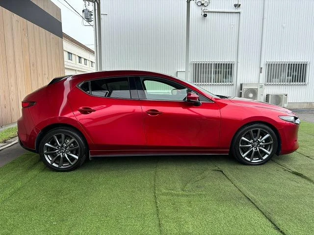 Mazda MAZDA3 28