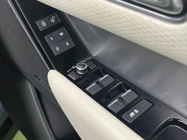 Land Rover RANGE ROVER 65