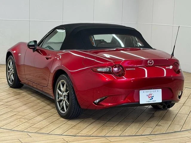 Mazda ROADSTER 58