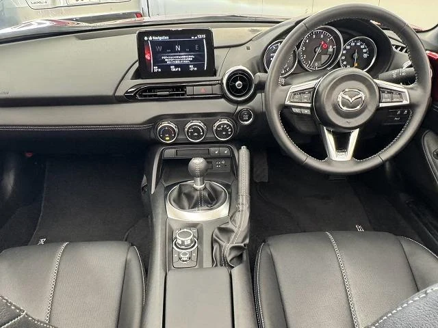 Mazda ROADSTER 28