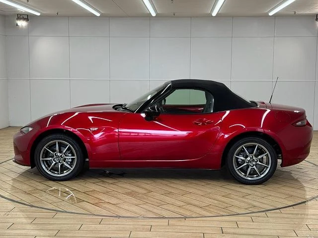 Mazda ROADSTER 54
