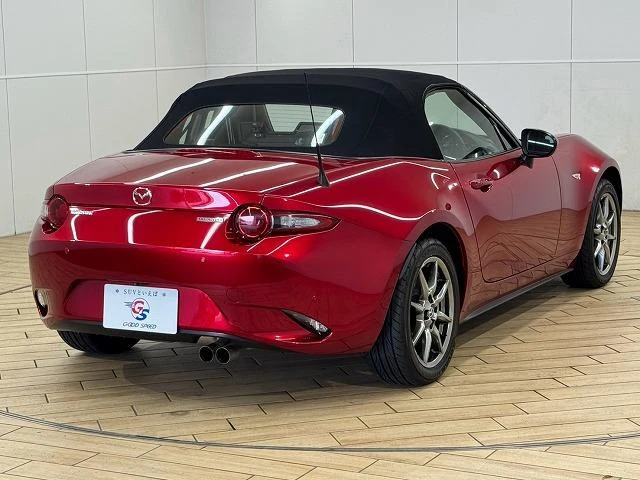 Mazda ROADSTER 57