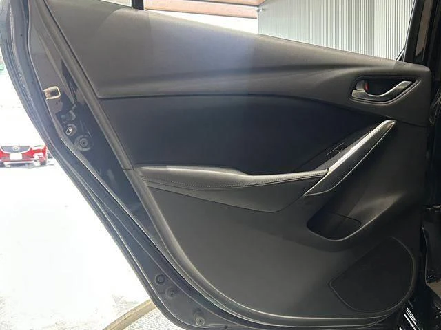 Mazda ATENZA 68