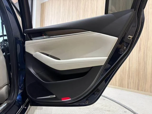 Mazda ATENZA 57