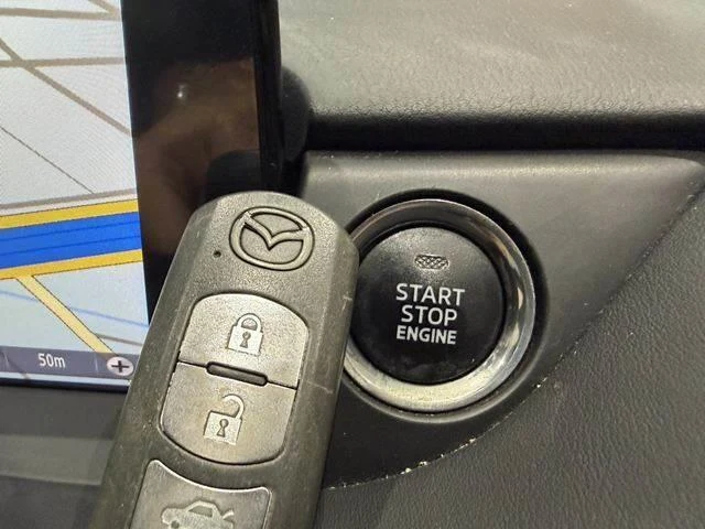 Mazda ATENZA 43