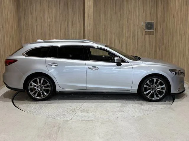 Mazda ATENZA 17
