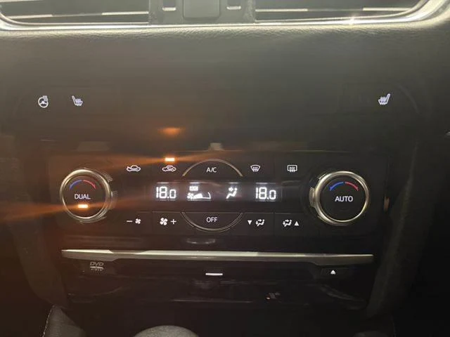 Mazda ATENZA 38