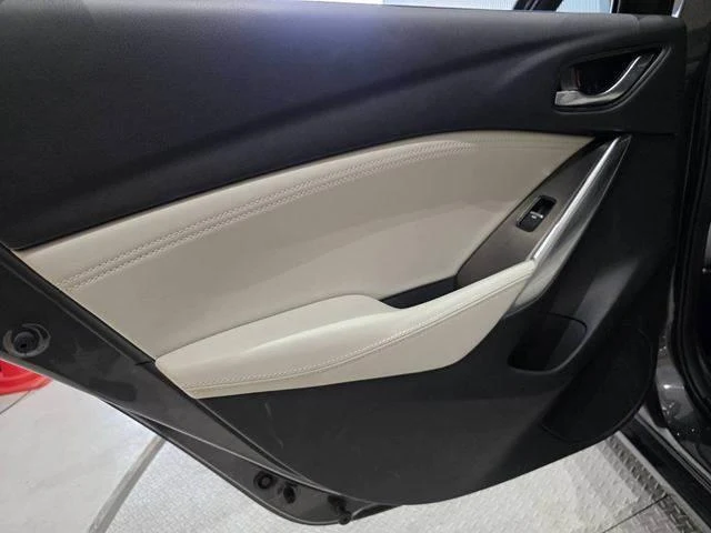 Mazda ATENZA 60