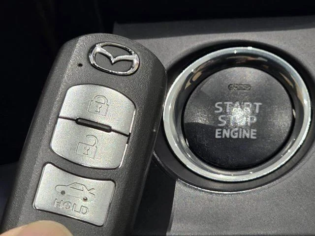 Mazda ATENZA 44