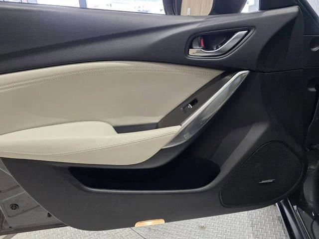 Mazda ATENZA 58