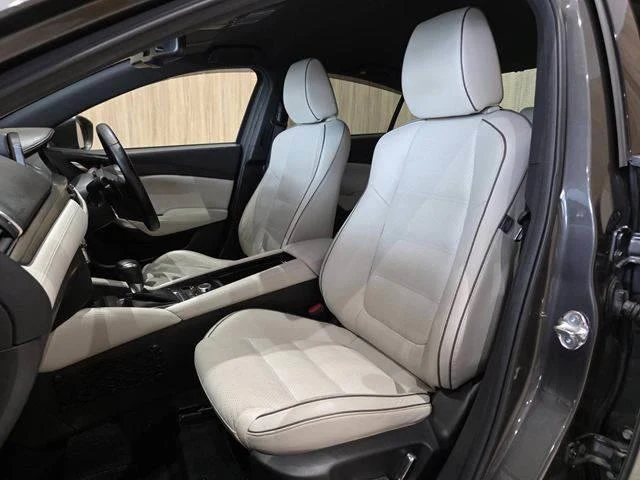 Mazda ATENZA 32