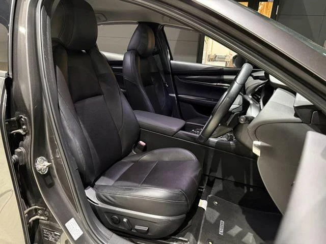 Mazda MAZDA3 5