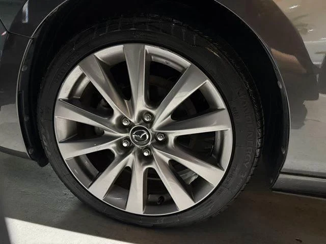 Mazda MAZDA3 21